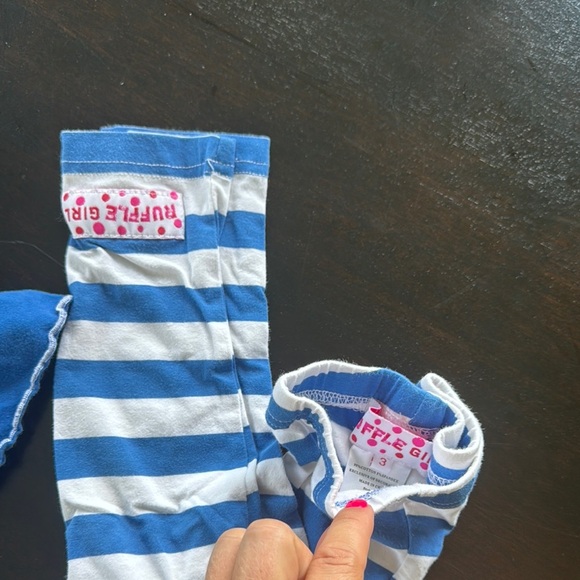 Blue and White Sporty Matching Set with Clean Lines - Picture 4 of 4